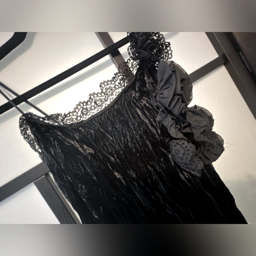 Gorgeous black velvet and mixed fabrics spaghetti strap full length dress